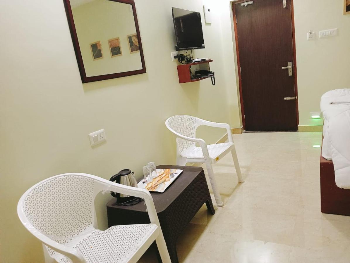 The Paradise Guest Inn Nellore Exterior foto